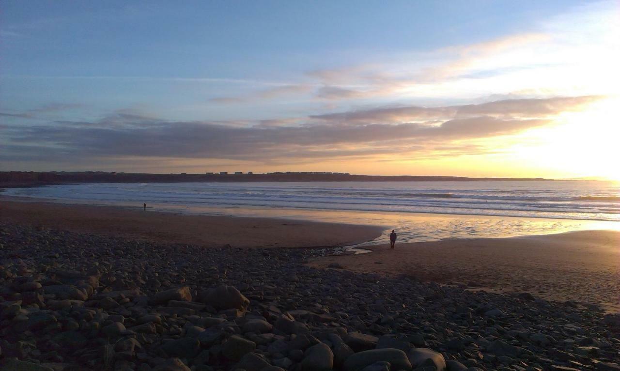 Cluain Uilinn Milltown Malbay Bagian luar foto